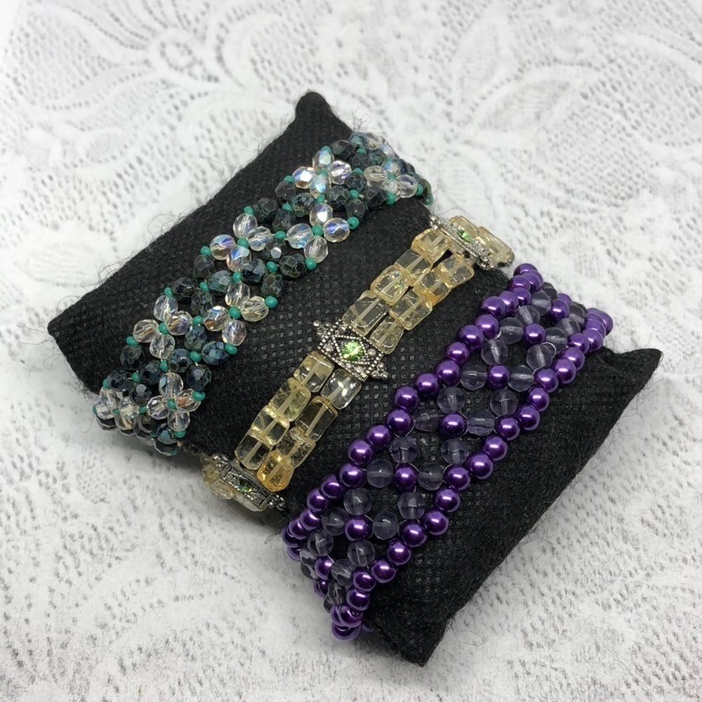 Bundle lot 3 vintage artisan handmade beaded bracelets boho great for layering.